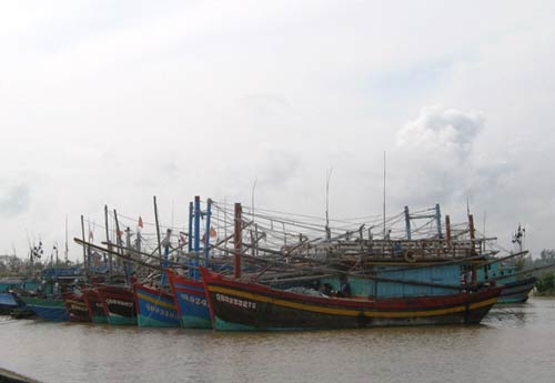 Dân miền Trung bắt đầu chạy siêu bão HaiYan - 18