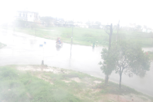 Trực tiếp: Bão Haiyan áp sát Hải Phòng, Quảng Ninh - 37