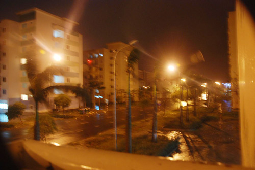 Trực tiếp: Bão Haiyan áp sát Hải Phòng, Quảng Ninh - 39