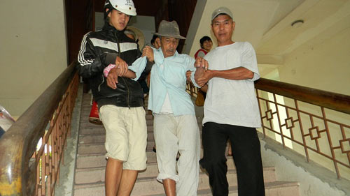 Trực tiếp: Bão Haiyan áp sát Hải Phòng, Quảng Ninh - 33