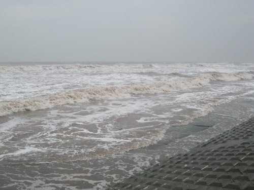 Trực tiếp: Bão Haiyan áp sát Hải Phòng, Quảng Ninh - 17