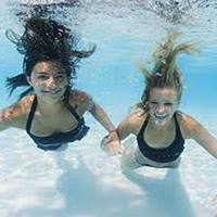 Sức khỏe đời sống - Ở hồ bơi cũng có thể chết đuối