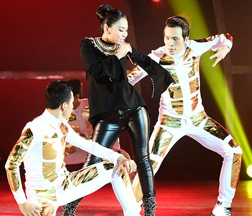 Thu Minh ưa nhào lộn mạo hiểm - 3