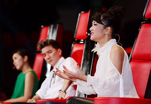 MC The Voice bị "ném đá" vì vạ miệng - 4