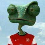 Bóng đá - Đá kém, Ozil bị fan MU chế giễu