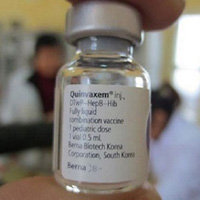 Trẻ tử vong sau tiêm vắc xin: Do viêm phổi
