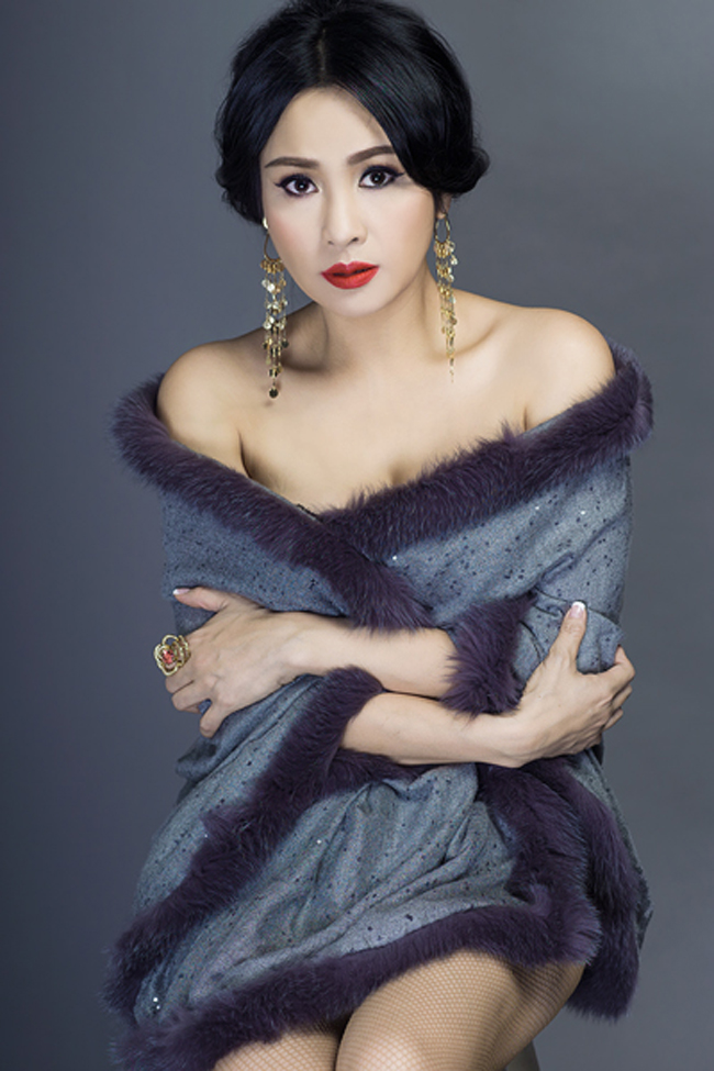 Diva Thanh Lam với hình ảnh mới và vẻ đẹp của chị khiến nhiều khán giả yêu nhạc mê đắm.
