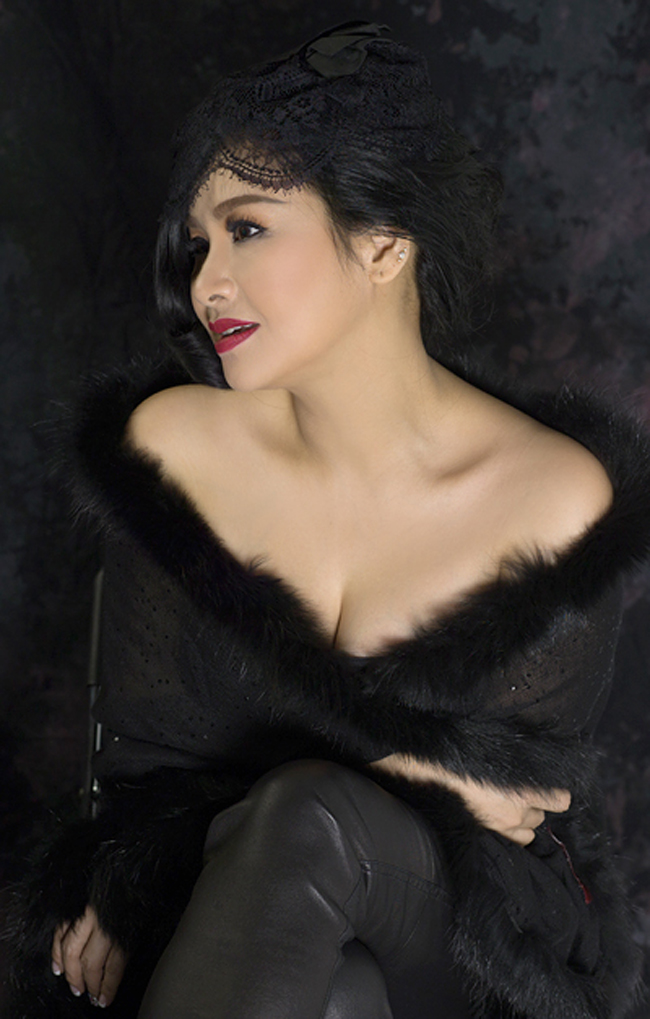 Với những người hâm mộ Diva Thanh Lam, họ luôn cảm nhận ở chị sự nồng nàn và vô cùng quyến rũ .
