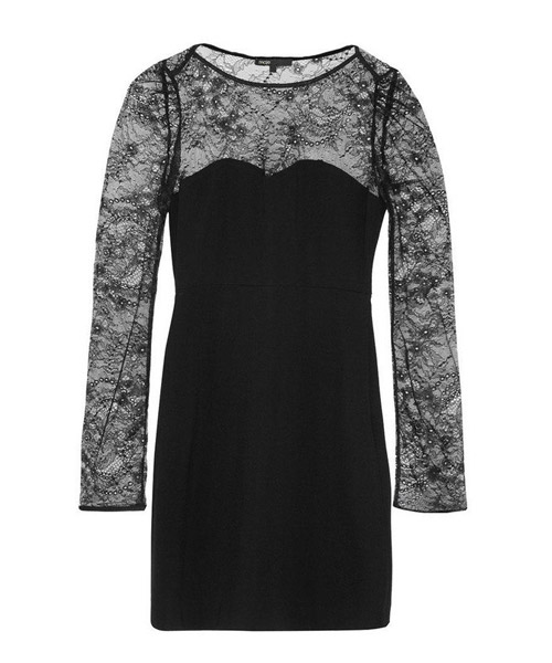 Ren đánh thức vẻ gợi cảm lúc giao mùa - 12