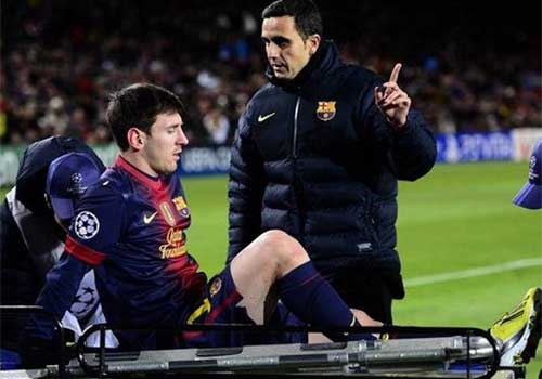 Messi chấn thương, Ronaldo bứt phá QBV - 1