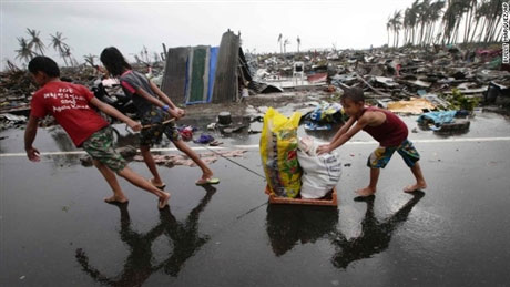 Trẻ em Philippines và nỗi ám ảnh siêu bão Haiyan - 9