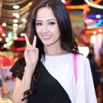 Xu hướng thời trang - Trắng và đen đang &quot;hớp hồn&quot; sao Việt