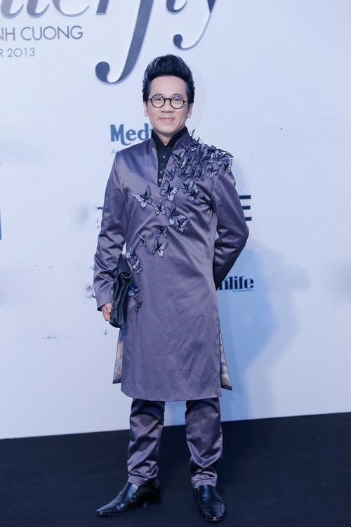 Hà Tăng được em chồng tháp tùng dự tiệc - 18