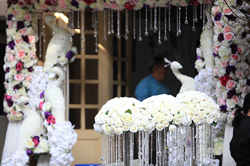 Thủy Anh liên tục hôn Đăng Khôi trong lễ cưới - 13