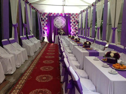 Thủy Anh liên tục hôn Đăng Khôi trong lễ cưới - 16