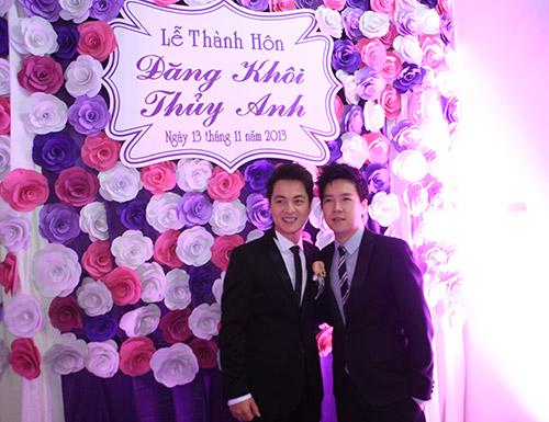 Thủy Anh liên tục hôn Đăng Khôi trong lễ cưới - 8