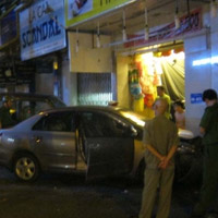 Tin tức trong ngày - "Xế hộp" gây tai nạn liên hoàn, 2 người cấp cứu