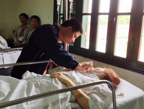 "Tài xế cố tình lao qua khi tàu đến rất gần" - 1