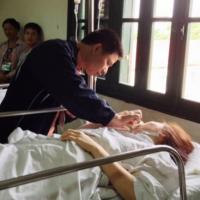 Tin tức trong ngày - "Tài xế cố tình lao qua khi tàu đến rất gần"