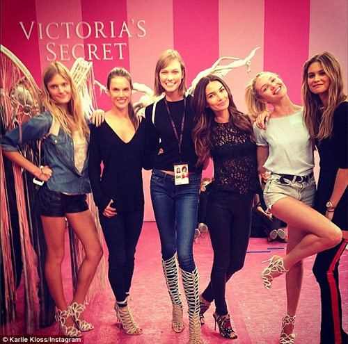 Đột nhập hậu trường Victoria's Secret show - 2