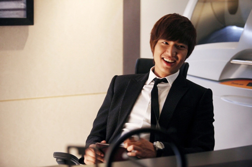 Lee Min Ho và 3 chàng giáo sư hot nhất phim Hàn - 4