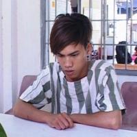 Pháp luật - 2 cô gái bị cướp điện thoại iPhone khi đi ăn đêm