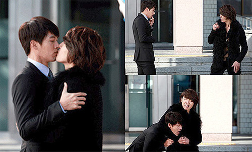 Video: Hyun Bin bối rối vì nụ hôn đồng giới - 4