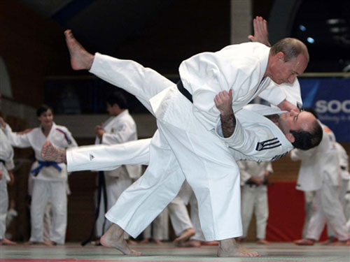 Tổng thống Nga được phong cửu đẳng huyền đai môn Taekwondo - 1