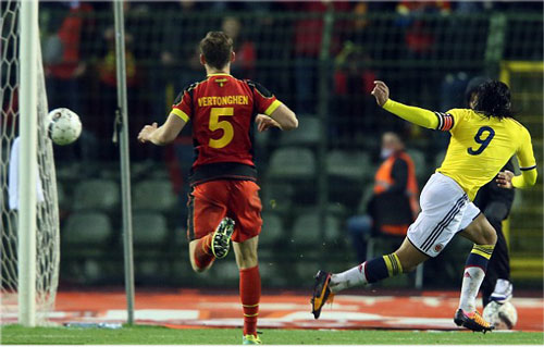 Quyết mua Falcao, Mou tới Bỉ xem giao hữu - 2