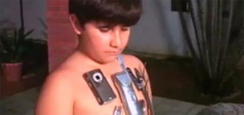 Kỳ lạ với những "người nam châm" - 6