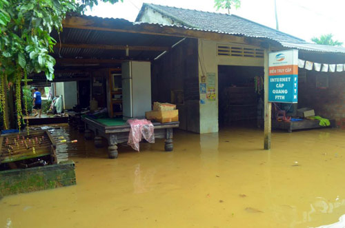 Bình Định: Đã có 4 người chết, mất tích do lũ - 2