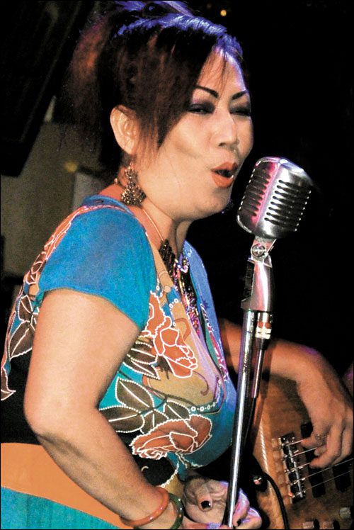 Điểm danh 7 nữ hoàng nhạc Việt - 8