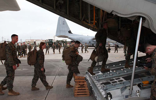 Quân đội Mỹ chi 20 triệu USD cứu trợ Philippines - 1