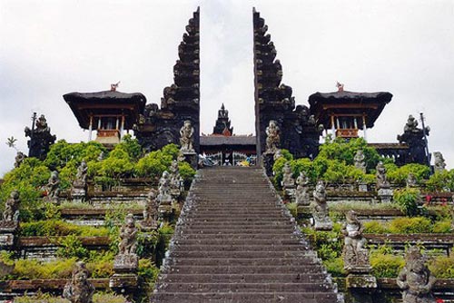 2 trường hợp "chết vì yêu" nực cười - 2