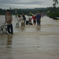 Tin tức trong ngày - Cán bộ để lũ cuốn gần 650 triệu đồng lương chế độ