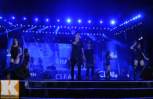 Đội hình giúp cao thủ tâng bóng thăng hoa - 2