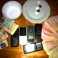 Pháp luật - Tuần đêm, cảnh sát cơ động bắt quả tang ổ bạc