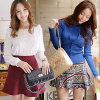 Thời trang công sở - Quyến rũ bất ngờ với chân váy "ôm &amp; xòe"