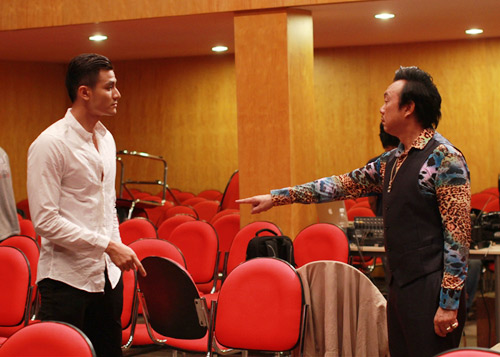 Hoàng Thùy Linh háo hức làm "thần tượng" - 5