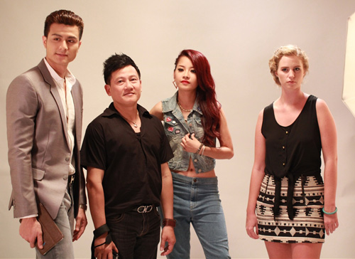 Hoàng Thùy Linh háo hức làm "thần tượng" - 6