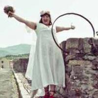 Phi thường - kỳ quặc - Chứng "cuồng" kết hôn với vật vô tri vô giác