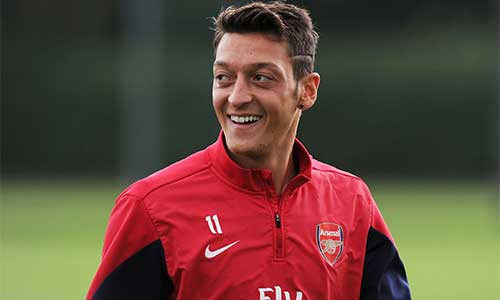 Những kiểu tóc sành điệu của Ozil - 5