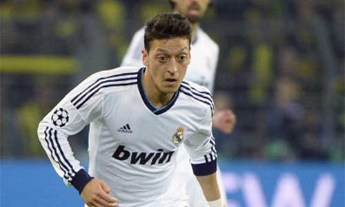 Những kiểu tóc sành điệu của Ozil - 3