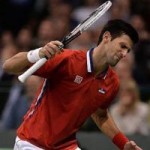 Thể thao - Djokovic tìm hưng phấn nhờ... đập vợt