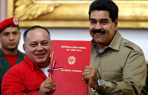 Venezuela: Tổng thống được trao "siêu quyền lực" - 1