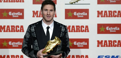 Messi nhận danh hiệu “Chiếc giày vàng” - 1