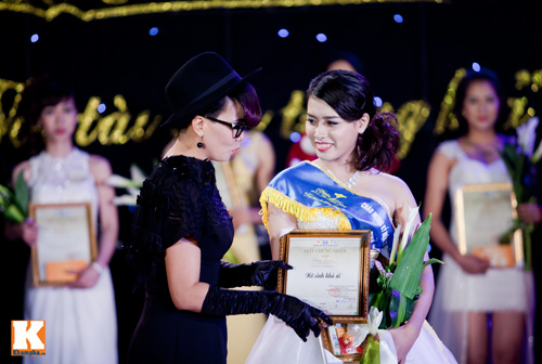 Nữ sinh Sư phạm duyên dáng khoe tài sắc - 6