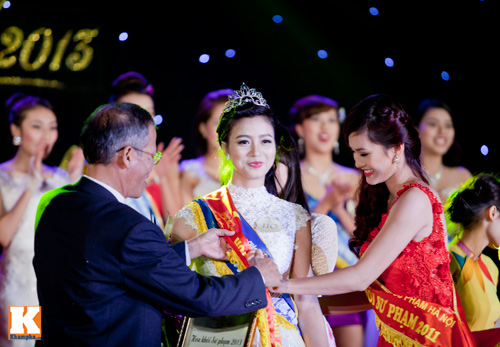 Nữ sinh Sư phạm duyên dáng khoe tài sắc - 13