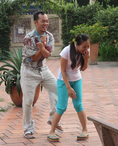 Cát Phượng "nũng nịu" với Minh Nhí - 8