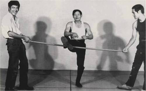 Những bậc thầy đưa Lý Tiểu Long "làm vua" - 4